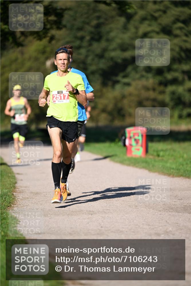 22.09.2024 - 32. Volkslauf durch das schöne Alstertal Dr. Thomas Lammeyer http://msf.ph/oto/7106243 22.09.2024 10:24:20 Laufen 20, 2517 meine-sportfotos.de