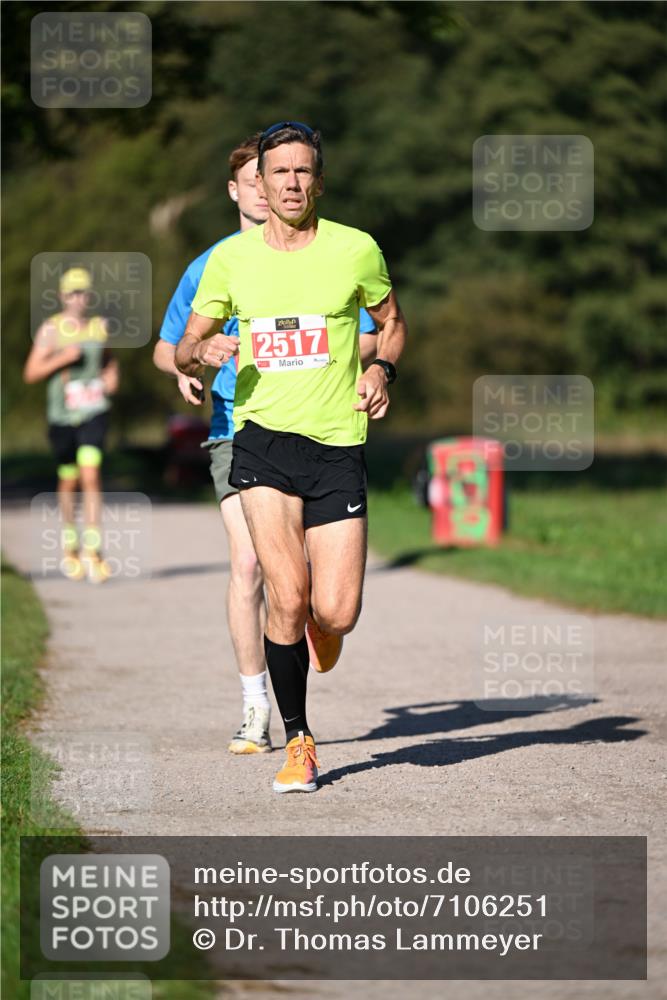 22.09.2024 - 32. Volkslauf durch das schöne Alstertal Dr. Thomas Lammeyer http://msf.ph/oto/7106251 22.09.2024 10:24:21 Laufen 2517 meine-sportfotos.de