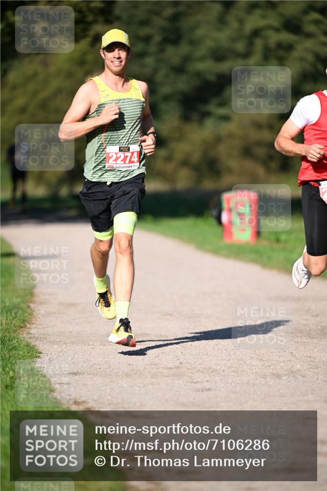 22.09.2024 - 32. Volkslauf durch das schöne Alstertal Dr. Thomas Lammeyer http://msf.ph/oto/7106286 22.09.2024 10:24:25 Laufen 2274 meine-sportfotos.de