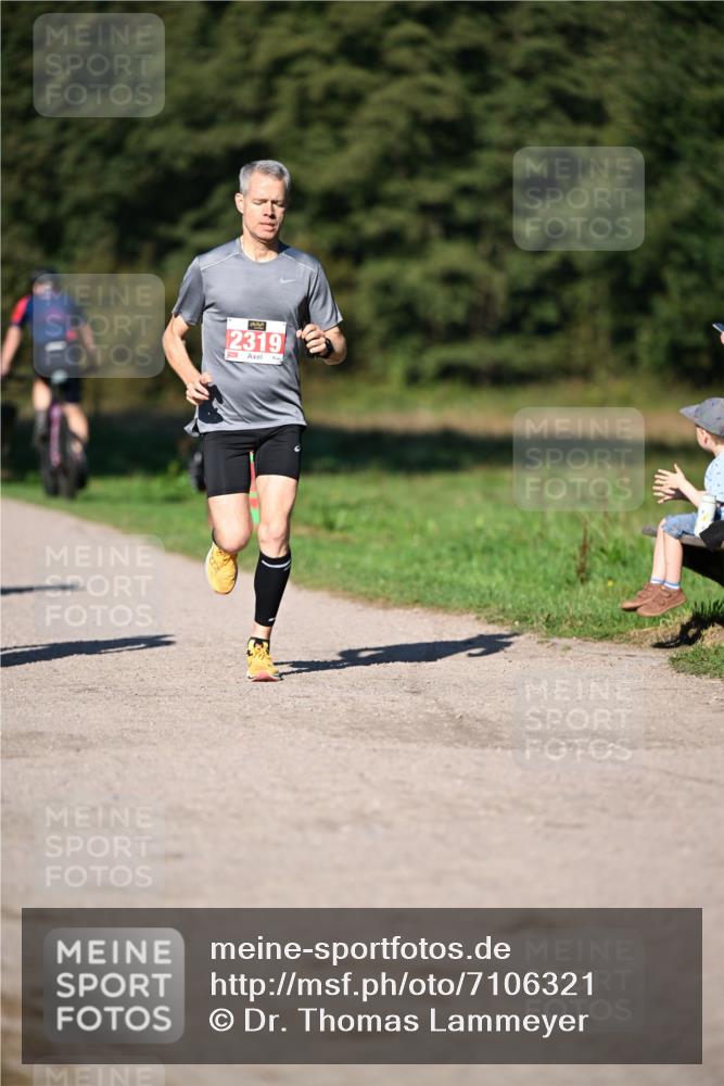 22.09.2024 - 32. Volkslauf durch das schöne Alstertal Dr. Thomas Lammeyer http://msf.ph/oto/7106321 22.09.2024 10:24:34 Laufen 2319 meine-sportfotos.de