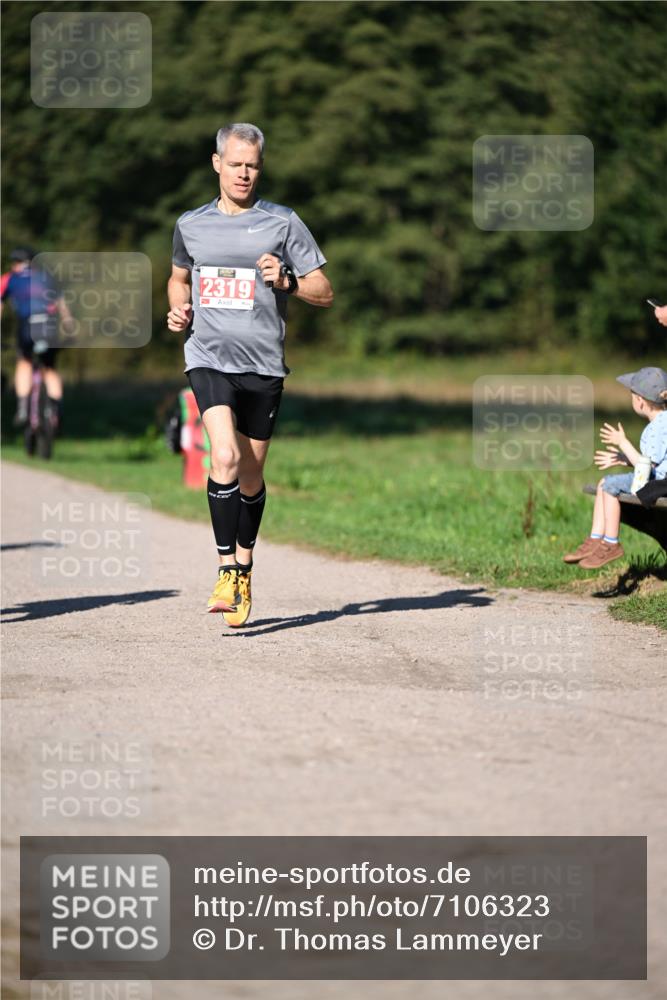 22.09.2024 - 32. Volkslauf durch das schöne Alstertal Dr. Thomas Lammeyer http://msf.ph/oto/7106323 22.09.2024 10:24:34 Laufen 2319 meine-sportfotos.de