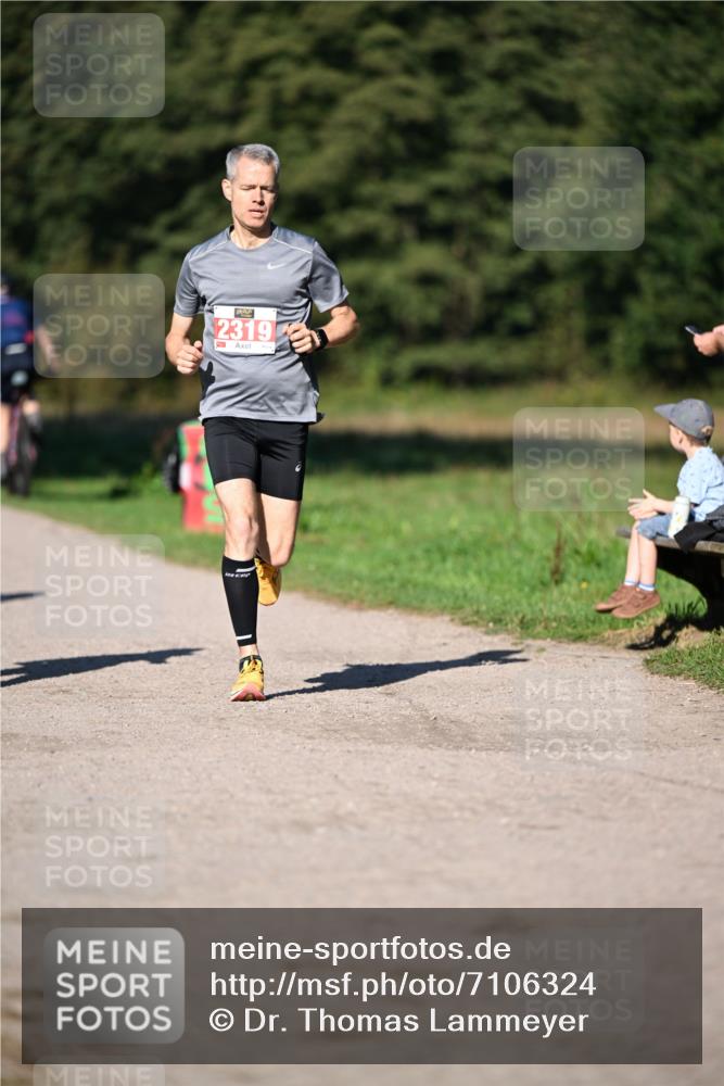 22.09.2024 - 32. Volkslauf durch das schöne Alstertal Dr. Thomas Lammeyer http://msf.ph/oto/7106324 22.09.2024 10:24:34 Laufen 2319 meine-sportfotos.de