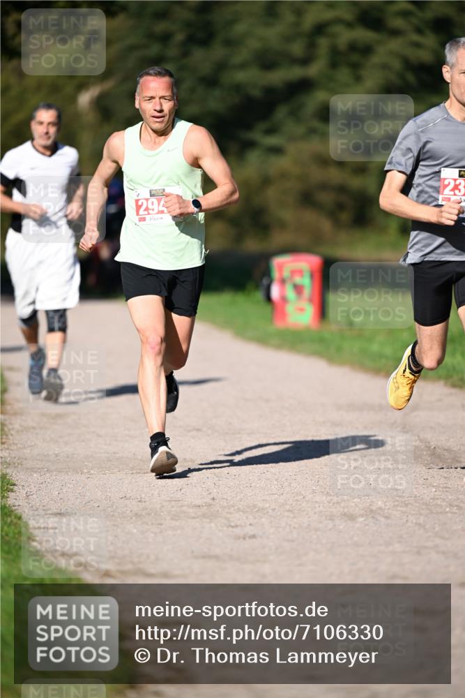 22.09.2024 - 32. Volkslauf durch das schöne Alstertal Dr. Thomas Lammeyer http://msf.ph/oto/7106330 22.09.2024 10:24:35 Laufen 294, 123 meine-sportfotos.de