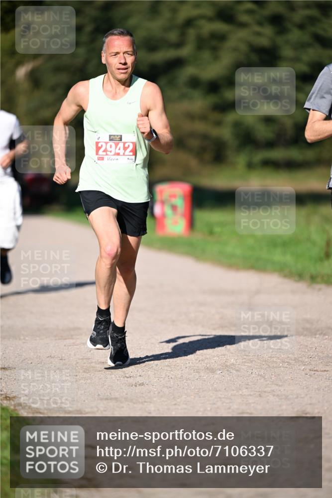 22.09.2024 - 32. Volkslauf durch das schöne Alstertal Dr. Thomas Lammeyer http://msf.ph/oto/7106337 22.09.2024 10:24:36 Laufen 2942 meine-sportfotos.de