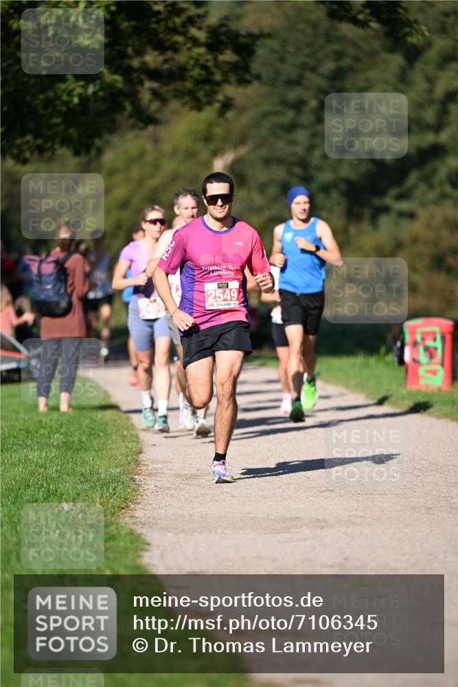 22.09.2024 - 32. Volkslauf durch das schöne Alstertal Dr. Thomas Lammeyer http://msf.ph/oto/7106345 22.09.2024 10:24:44 Laufen 2549, 130 meine-sportfotos.de