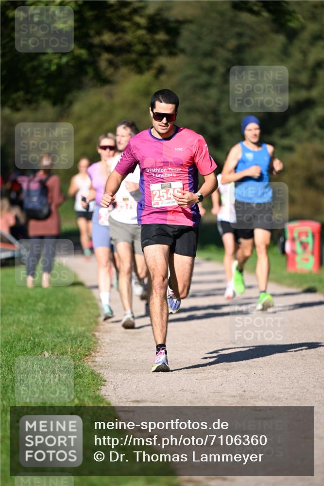 22.09.2024 - 32. Volkslauf durch das schöne Alstertal Dr. Thomas Lammeyer http://msf.ph/oto/7106360 22.09.2024 10:24:45 Laufen 254 meine-sportfotos.de