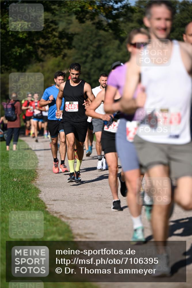 22.09.2024 - 32. Volkslauf durch das schöne Alstertal Dr. Thomas Lammeyer http://msf.ph/oto/7106395 22.09.2024 10:24:49 Laufen 2449, 70 meine-sportfotos.de