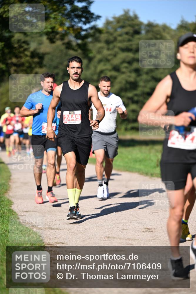 22.09.2024 - 32. Volkslauf durch das schöne Alstertal Dr. Thomas Lammeyer http://msf.ph/oto/7106409 22.09.2024 10:24:50 Laufen 2449 meine-sportfotos.de