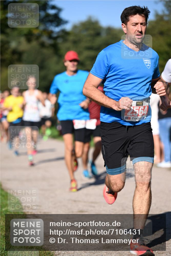 22.09.2024 - 32. Volkslauf durch das schöne Alstertal Dr. Thomas Lammeyer http://msf.ph/oto/7106431 22.09.2024 10:24:53 Laufen 2564 meine-sportfotos.de