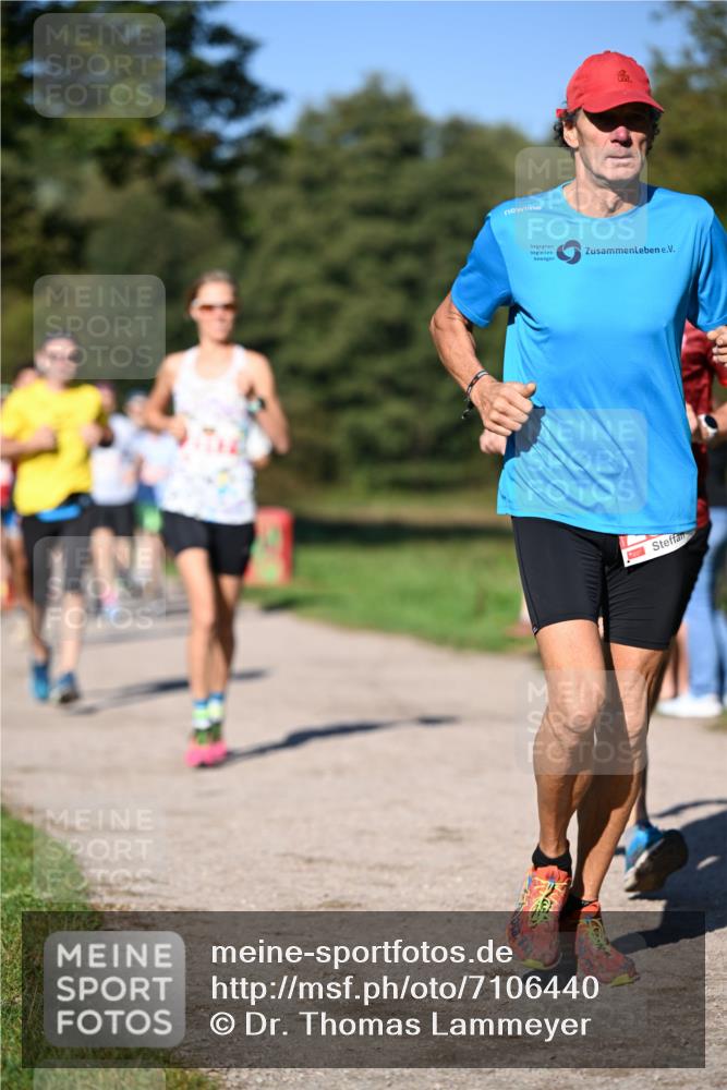 22.09.2024 - 32. Volkslauf durch das schöne Alstertal Dr. Thomas Lammeyer http://msf.ph/oto/7106440 22.09.2024 10:24:54 Laufen  meine-sportfotos.de