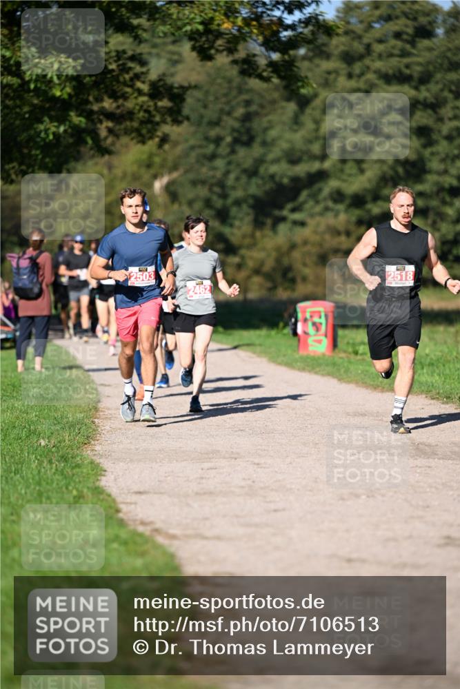 22.09.2024 - 32. Volkslauf durch das schöne Alstertal Dr. Thomas Lammeyer http://msf.ph/oto/7106513 22.09.2024 10:25:03 Laufen 2503, 2462, 2518 meine-sportfotos.de