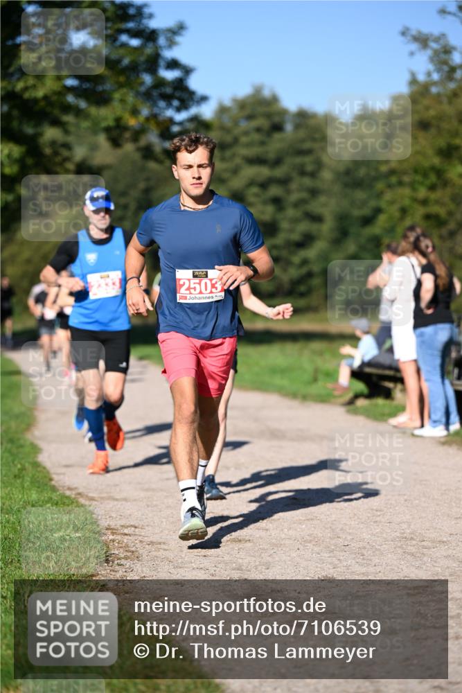 22.09.2024 - 32. Volkslauf durch das schöne Alstertal Dr. Thomas Lammeyer http://msf.ph/oto/7106539 22.09.2024 10:25:07 Laufen 2503 meine-sportfotos.de