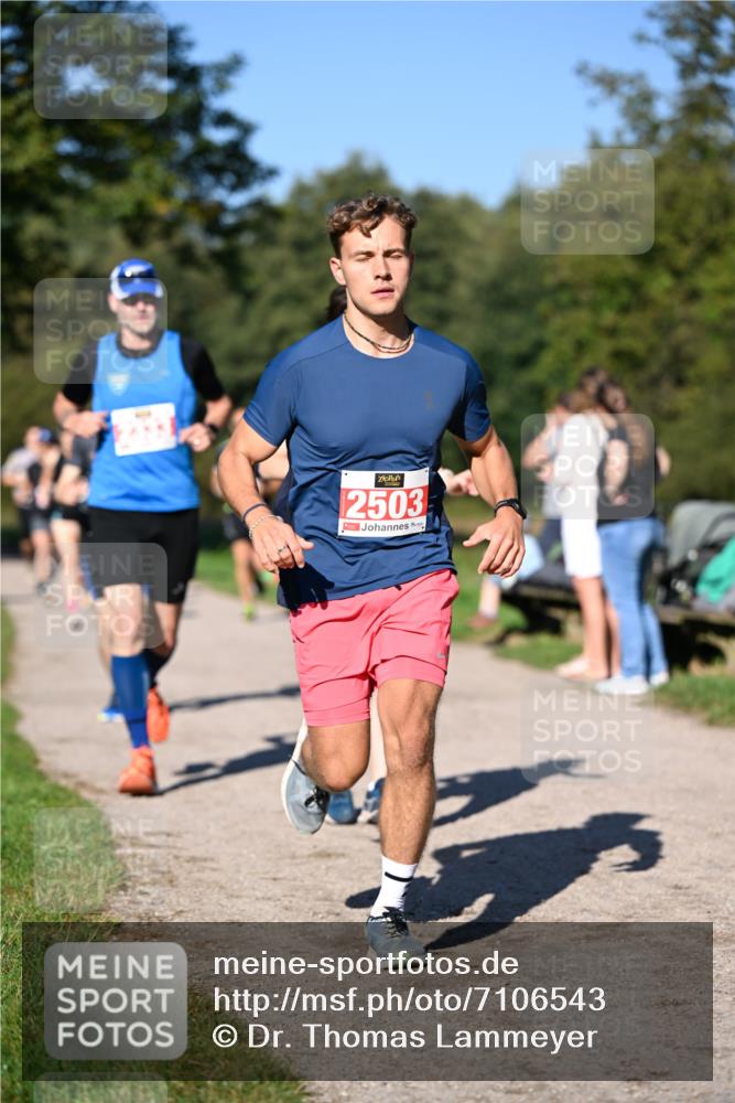 22.09.2024 - 32. Volkslauf durch das schöne Alstertal Dr. Thomas Lammeyer http://msf.ph/oto/7106543 22.09.2024 10:25:07 Laufen 2503 meine-sportfotos.de