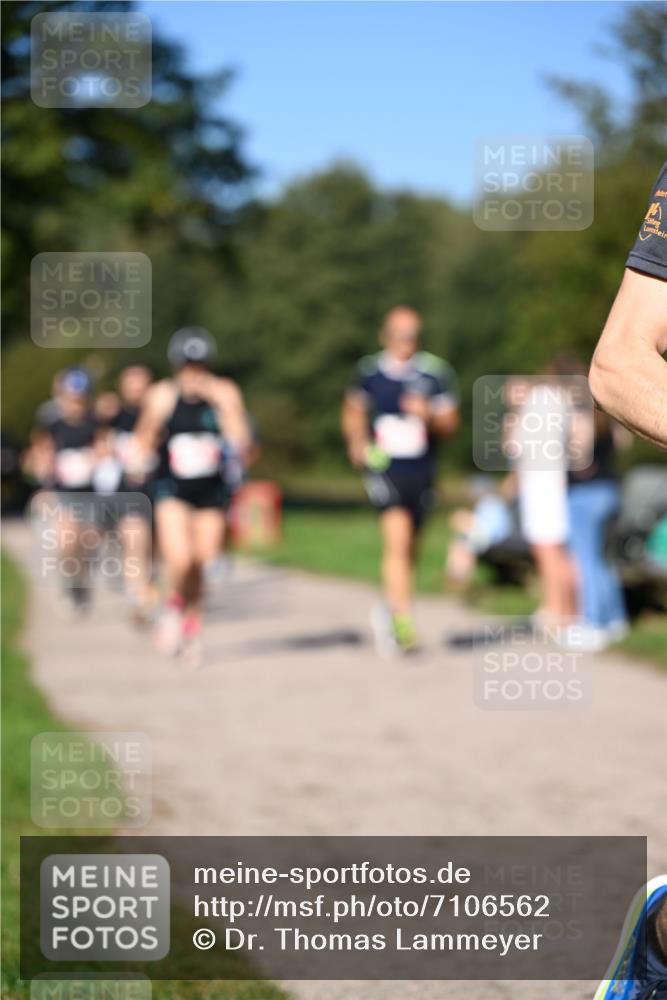 22.09.2024 - 32. Volkslauf durch das schöne Alstertal Dr. Thomas Lammeyer http://msf.ph/oto/7106562 22.09.2024 10:25:10 Laufen  meine-sportfotos.de