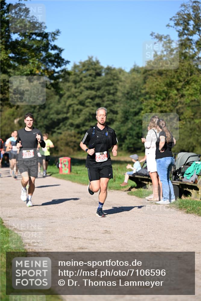 22.09.2024 - 32. Volkslauf durch das schöne Alstertal Dr. Thomas Lammeyer http://msf.ph/oto/7106596 22.09.2024 10:25:17 Laufen 10 meine-sportfotos.de