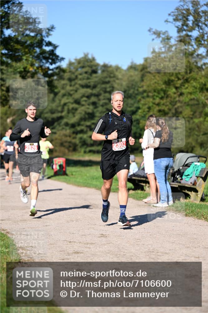 22.09.2024 - 32. Volkslauf durch das schöne Alstertal Dr. Thomas Lammeyer http://msf.ph/oto/7106600 22.09.2024 10:25:17 Laufen 2302 meine-sportfotos.de