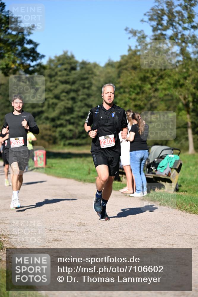 22.09.2024 - 32. Volkslauf durch das schöne Alstertal Dr. Thomas Lammeyer http://msf.ph/oto/7106602 22.09.2024 10:25:18 Laufen 2526, 2302 meine-sportfotos.de
