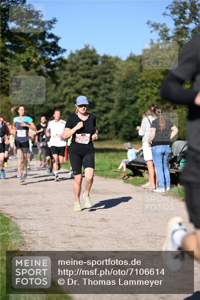 22.09.2024 - 32. Volkslauf durch das schöne Alstertal Dr. Thomas Lammeyer http://msf.ph/oto/7106614 22.09.2024 10:25:20 Laufen 2505 meine-sportfotos.de