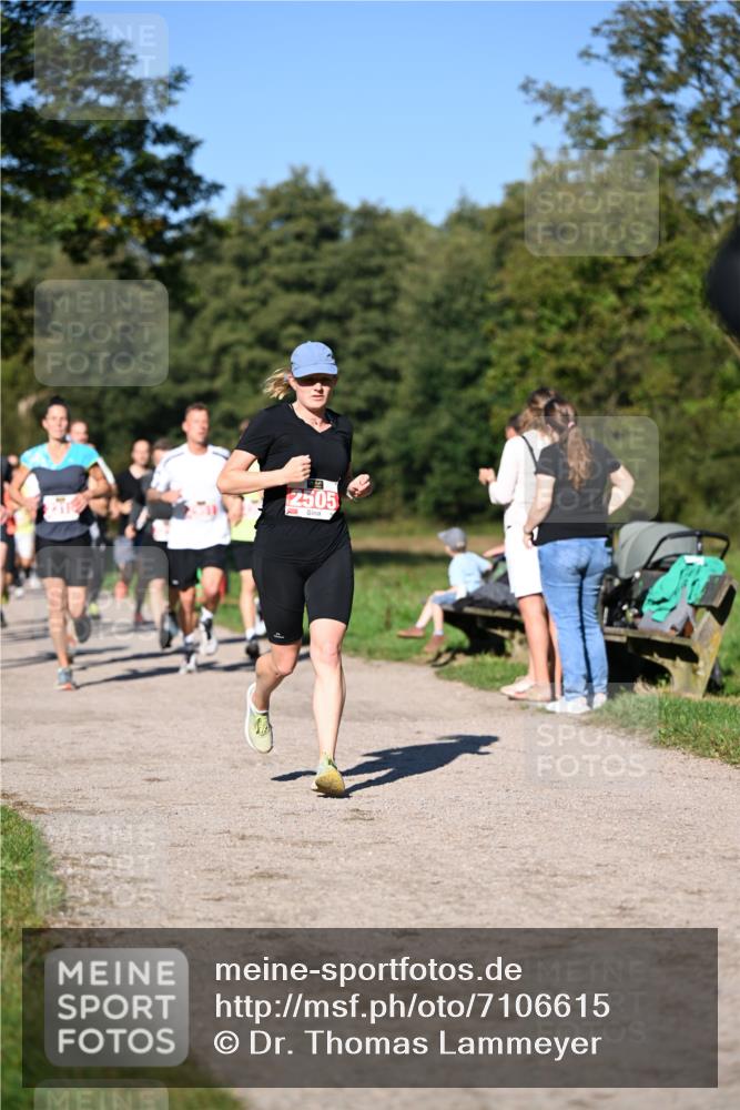 22.09.2024 - 32. Volkslauf durch das schöne Alstertal Dr. Thomas Lammeyer http://msf.ph/oto/7106615 22.09.2024 10:25:20 Laufen 2505 meine-sportfotos.de