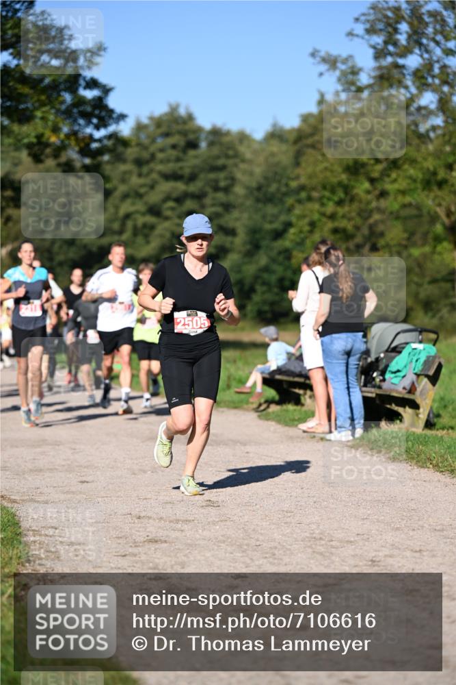 22.09.2024 - 32. Volkslauf durch das schöne Alstertal Dr. Thomas Lammeyer http://msf.ph/oto/7106616 22.09.2024 10:25:20 Laufen 2505 meine-sportfotos.de