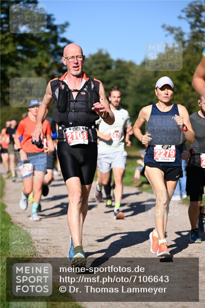 22.09.2024 - 32. Volkslauf durch das schöne Alstertal Dr. Thomas Lammeyer http://msf.ph/oto/7106643 22.09.2024 10:25:25 Laufen 2103, 2279 meine-sportfotos.de