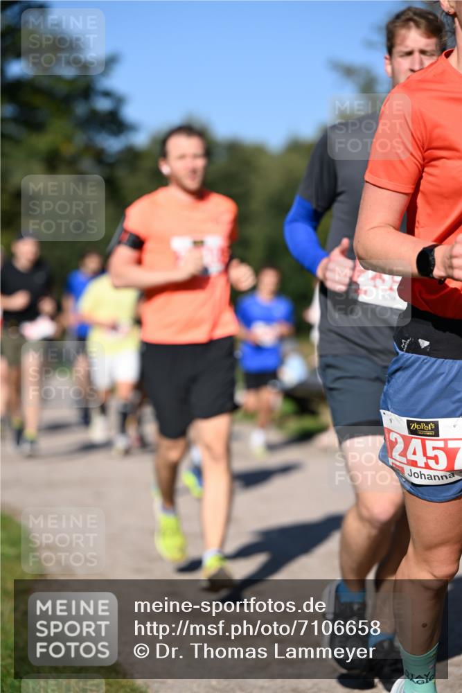 22.09.2024 - 32. Volkslauf durch das schöne Alstertal Dr. Thomas Lammeyer http://msf.ph/oto/7106658 22.09.2024 10:25:28 Laufen 2457 meine-sportfotos.de
