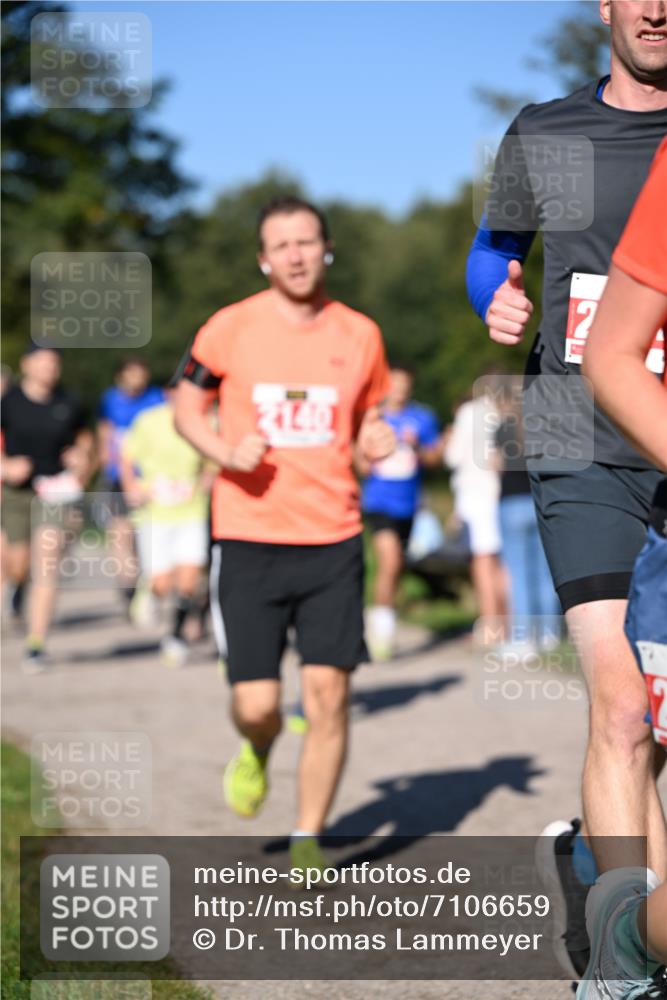 22.09.2024 - 32. Volkslauf durch das schöne Alstertal Dr. Thomas Lammeyer http://msf.ph/oto/7106659 22.09.2024 10:25:28 Laufen 02712 meine-sportfotos.de
