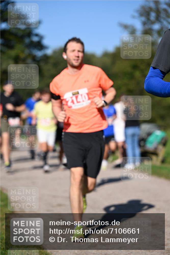 22.09.2024 - 32. Volkslauf durch das schöne Alstertal Dr. Thomas Lammeyer http://msf.ph/oto/7106661 22.09.2024 10:25:28 Laufen  meine-sportfotos.de