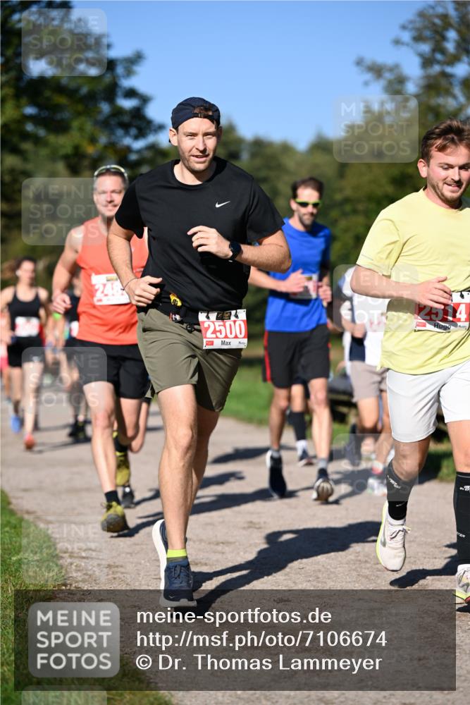 22.09.2024 - 32. Volkslauf durch das schöne Alstertal Dr. Thomas Lammeyer http://msf.ph/oto/7106674 22.09.2024 10:25:30 Laufen 2500, 1, 2514 meine-sportfotos.de