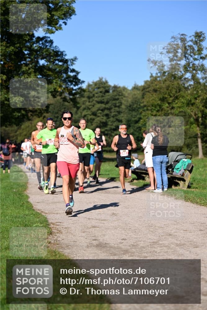 22.09.2024 - 32. Volkslauf durch das schöne Alstertal Dr. Thomas Lammeyer http://msf.ph/oto/7106701 22.09.2024 10:25:36 Laufen 2473, 3413, 2066, 2483 meine-sportfotos.de
