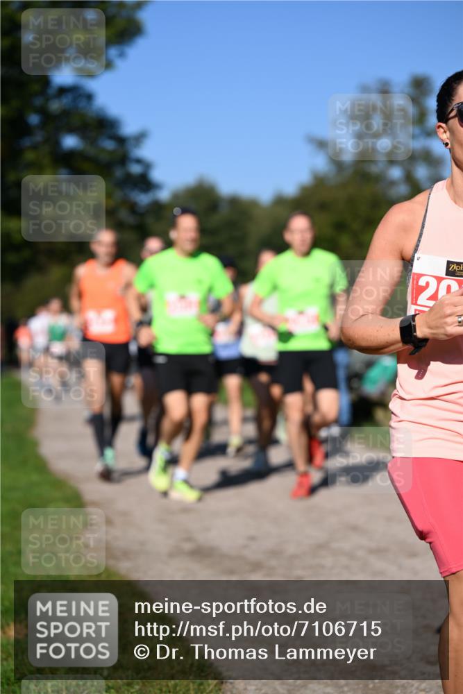 22.09.2024 - 32. Volkslauf durch das schöne Alstertal Dr. Thomas Lammeyer http://msf.ph/oto/7106715 22.09.2024 10:25:39 Laufen 20 meine-sportfotos.de