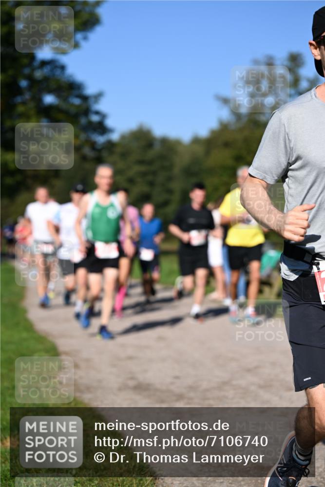 22.09.2024 - 32. Volkslauf durch das schöne Alstertal Dr. Thomas Lammeyer http://msf.ph/oto/7106740 22.09.2024 10:25:44 Laufen  meine-sportfotos.de
