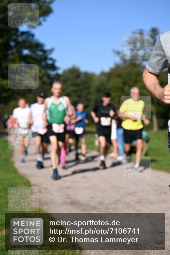 22.09.2024 - 32. Volkslauf durch das schöne Alstertal Dr. Thomas Lammeyer http://msf.ph/oto/7106741 22.09.2024 10:25:44 Laufen  meine-sportfotos.de