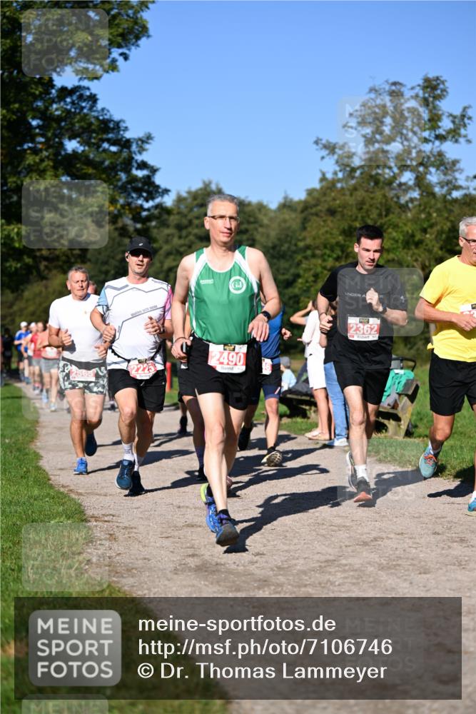 22.09.2024 - 32. Volkslauf durch das schöne Alstertal Dr. Thomas Lammeyer http://msf.ph/oto/7106746 22.09.2024 10:25:45 Laufen 2565, 2490, 2362 meine-sportfotos.de