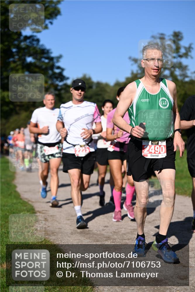 22.09.2024 - 32. Volkslauf durch das schöne Alstertal Dr. Thomas Lammeyer http://msf.ph/oto/7106753 22.09.2024 10:25:46 Laufen 2490 meine-sportfotos.de