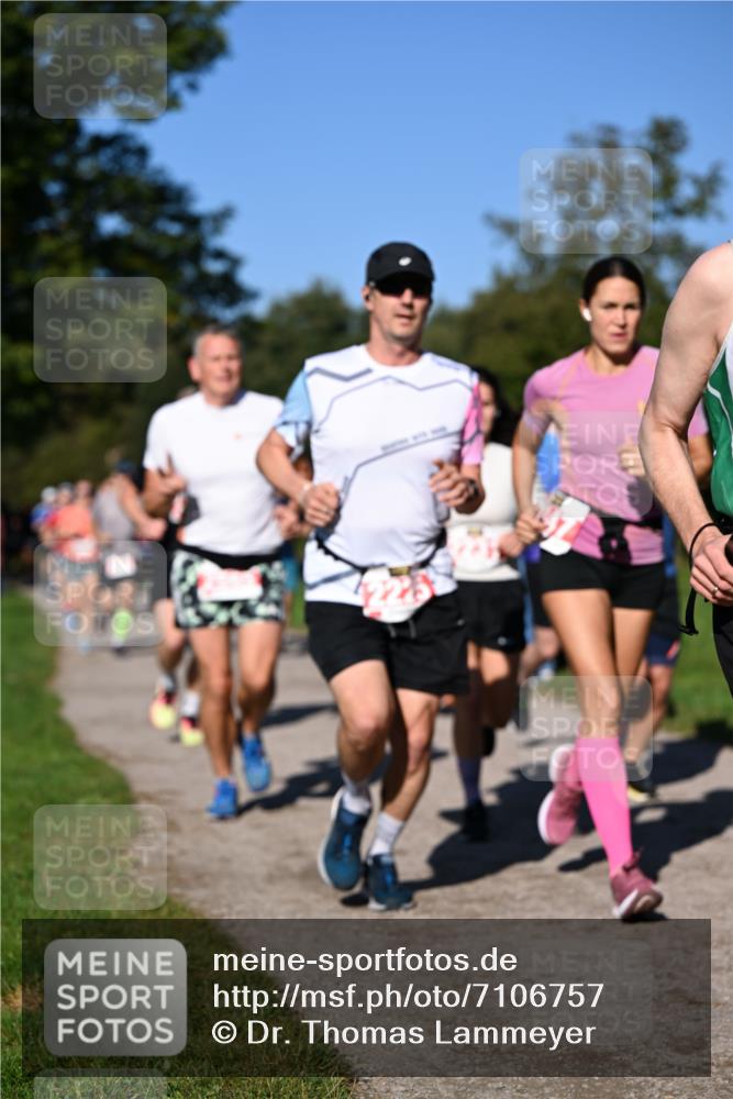 22.09.2024 - 32. Volkslauf durch das schöne Alstertal Dr. Thomas Lammeyer http://msf.ph/oto/7106757 22.09.2024 10:25:46 Laufen  meine-sportfotos.de