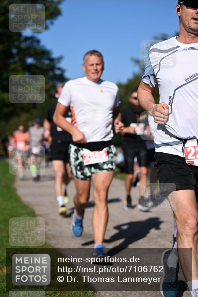 22.09.2024 - 32. Volkslauf durch das schöne Alstertal Dr. Thomas Lammeyer http://msf.ph/oto/7106762 22.09.2024 10:25:47 Laufen 21 meine-sportfotos.de