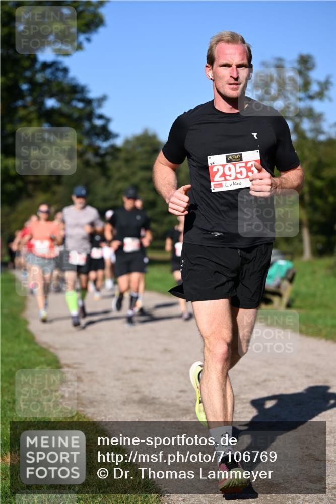 22.09.2024 - 32. Volkslauf durch das schöne Alstertal Dr. Thomas Lammeyer http://msf.ph/oto/7106769 22.09.2024 10:25:49 Laufen 7, 2953 meine-sportfotos.de