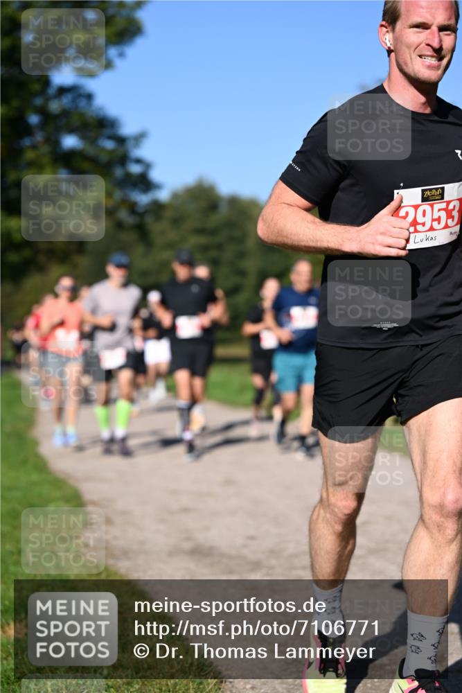 22.09.2024 - 32. Volkslauf durch das schöne Alstertal Dr. Thomas Lammeyer http://msf.ph/oto/7106771 22.09.2024 10:25:49 Laufen 953 meine-sportfotos.de