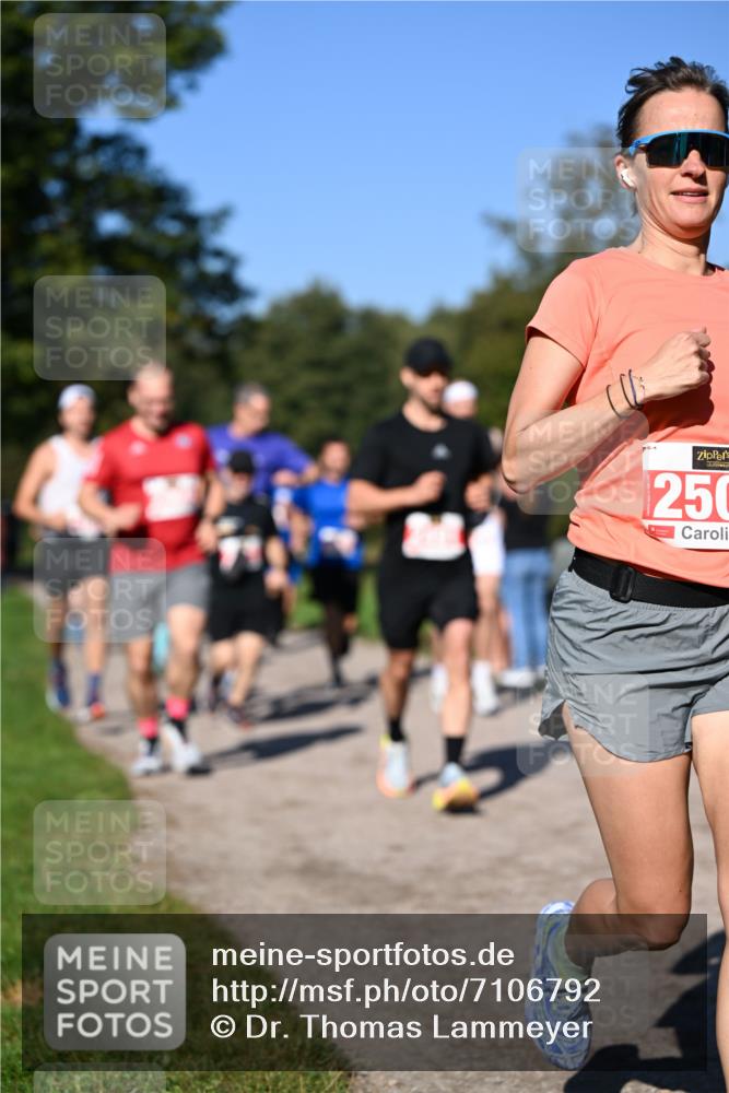22.09.2024 - 32. Volkslauf durch das schöne Alstertal Dr. Thomas Lammeyer http://msf.ph/oto/7106792 22.09.2024 10:25:52 Laufen 250 meine-sportfotos.de