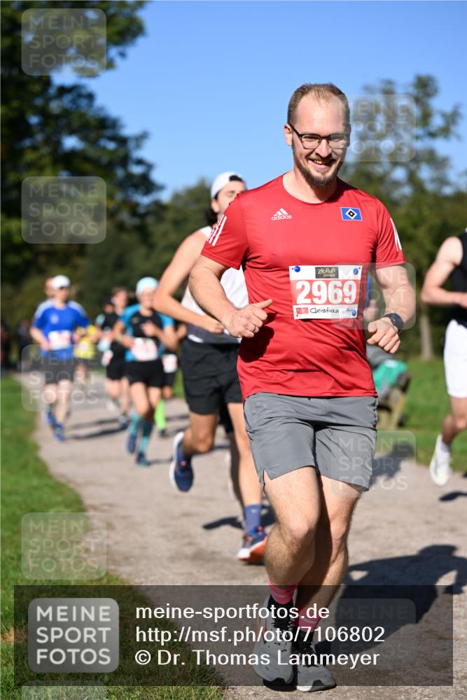 22.09.2024 - 32. Volkslauf durch das schöne Alstertal Dr. Thomas Lammeyer http://msf.ph/oto/7106802 22.09.2024 10:25:54 Laufen 2969 meine-sportfotos.de