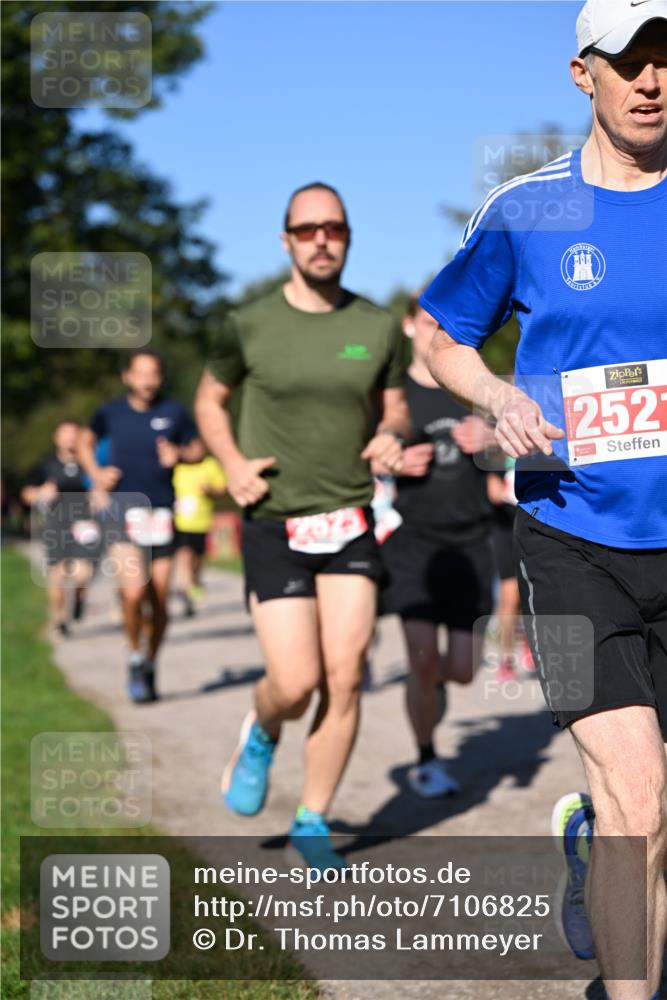 22.09.2024 - 32. Volkslauf durch das schöne Alstertal Dr. Thomas Lammeyer http://msf.ph/oto/7106825 22.09.2024 10:25:58 Laufen 252 meine-sportfotos.de