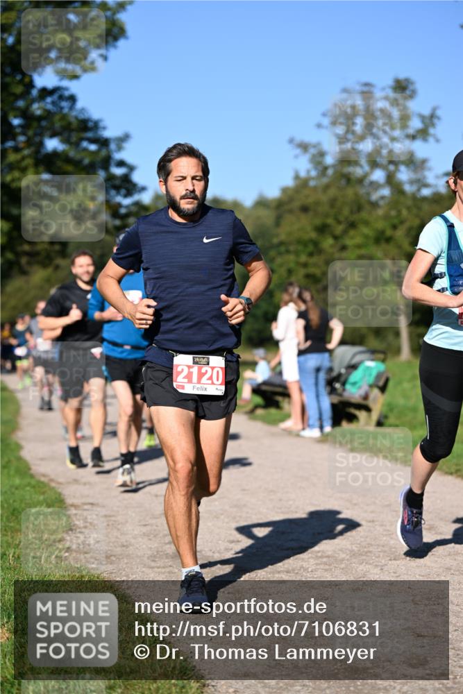 22.09.2024 - 32. Volkslauf durch das schöne Alstertal Dr. Thomas Lammeyer http://msf.ph/oto/7106831 22.09.2024 10:26:00 Laufen 2120 meine-sportfotos.de
