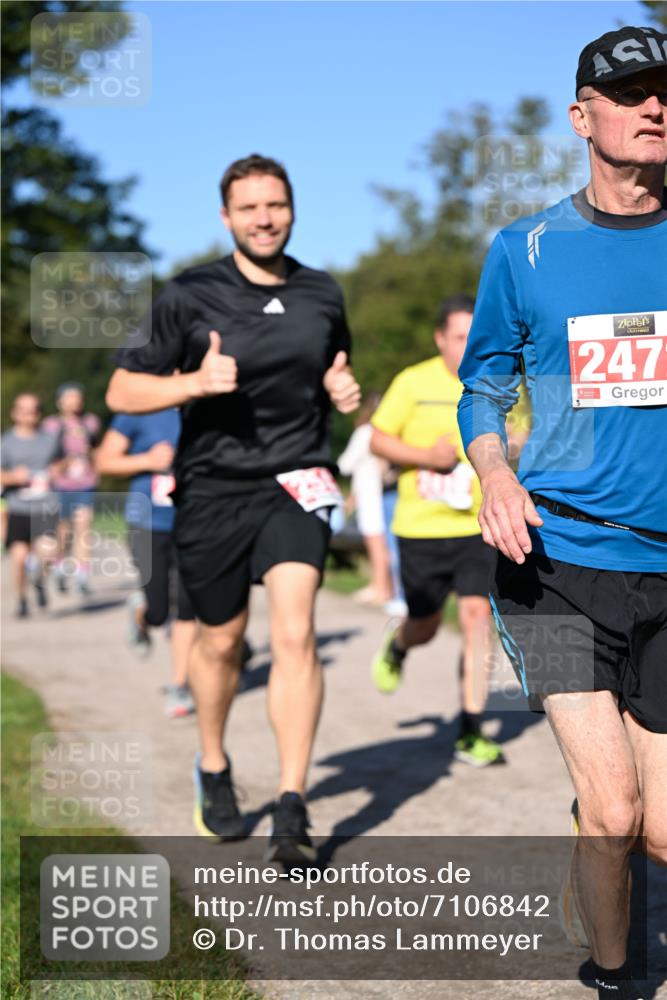 22.09.2024 - 32. Volkslauf durch das schöne Alstertal Dr. Thomas Lammeyer http://msf.ph/oto/7106842 22.09.2024 10:26:02 Laufen 247 meine-sportfotos.de