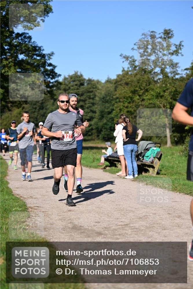 22.09.2024 - 32. Volkslauf durch das schöne Alstertal Dr. Thomas Lammeyer http://msf.ph/oto/7106853 22.09.2024 10:26:04 Laufen 127 meine-sportfotos.de