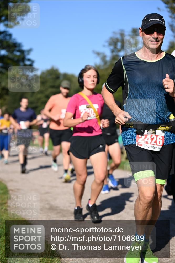 22.09.2024 - 32. Volkslauf durch das schöne Alstertal Dr. Thomas Lammeyer http://msf.ph/oto/7106889 22.09.2024 10:26:11 Laufen 2426 meine-sportfotos.de