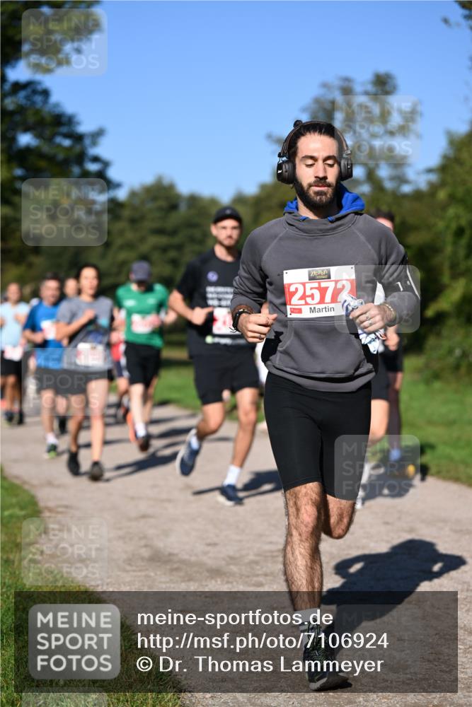 22.09.2024 - 32. Volkslauf durch das schöne Alstertal Dr. Thomas Lammeyer http://msf.ph/oto/7106924 22.09.2024 10:26:18 Laufen 2572 meine-sportfotos.de