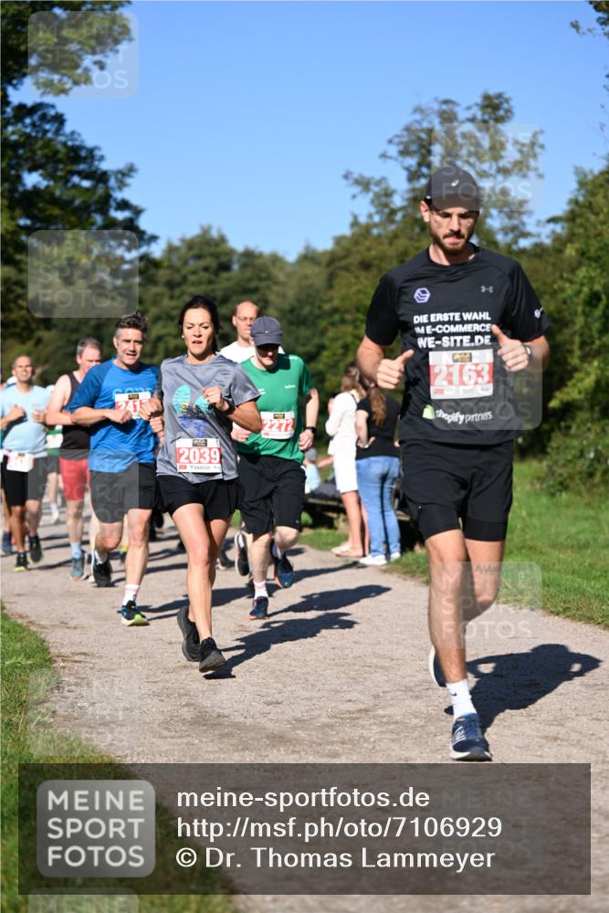 22.09.2024 - 32. Volkslauf durch das schöne Alstertal Dr. Thomas Lammeyer http://msf.ph/oto/7106929 22.09.2024 10:26:19 Laufen 2039, 2272, 2163 meine-sportfotos.de