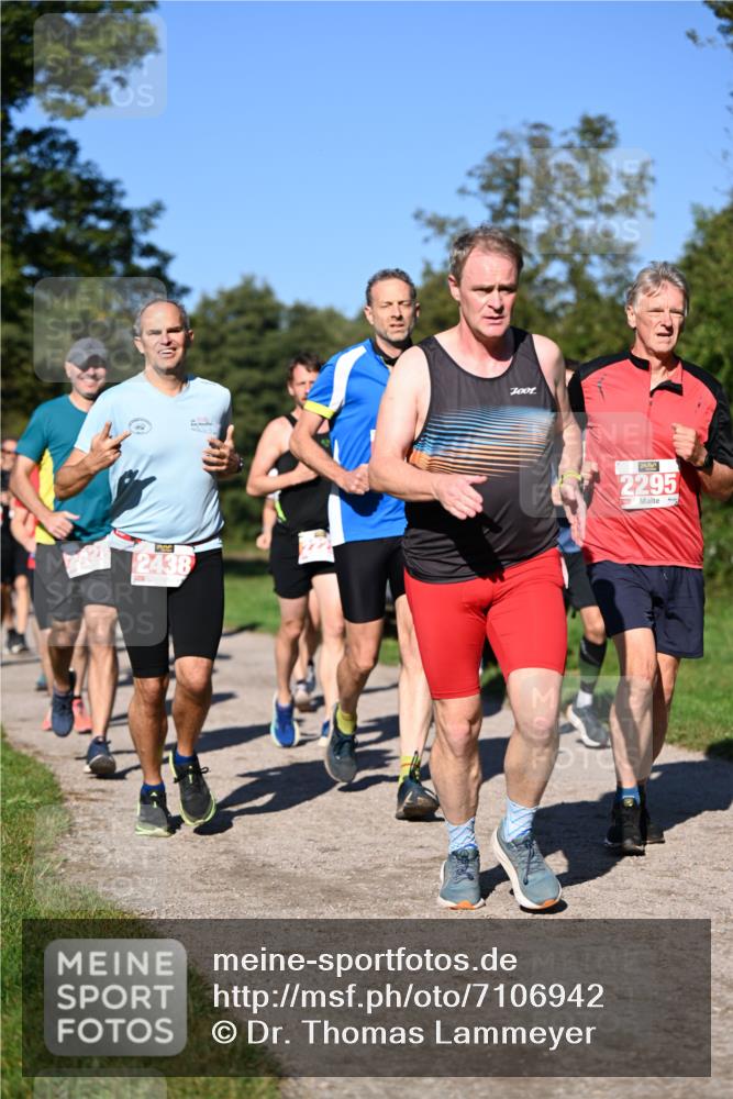 22.09.2024 - 32. Volkslauf durch das schöne Alstertal Dr. Thomas Lammeyer http://msf.ph/oto/7106942 22.09.2024 10:26:22 Laufen 2438, 2295 meine-sportfotos.de
