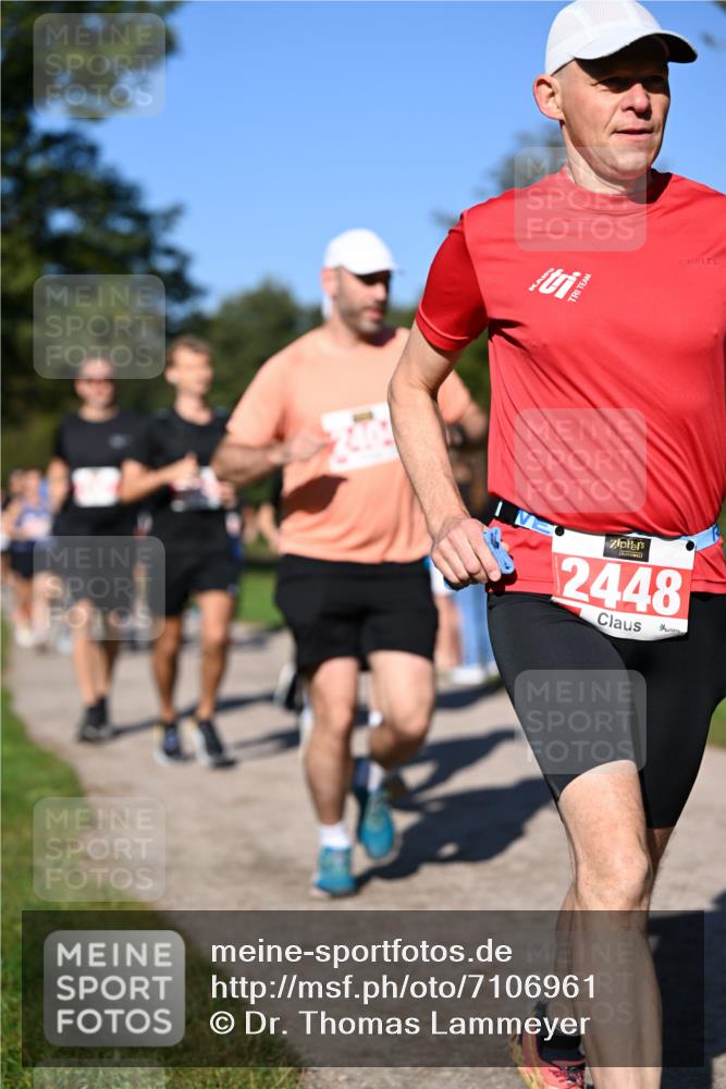 22.09.2024 - 32. Volkslauf durch das schöne Alstertal Dr. Thomas Lammeyer http://msf.ph/oto/7106961 22.09.2024 10:26:25 Laufen 2448 meine-sportfotos.de